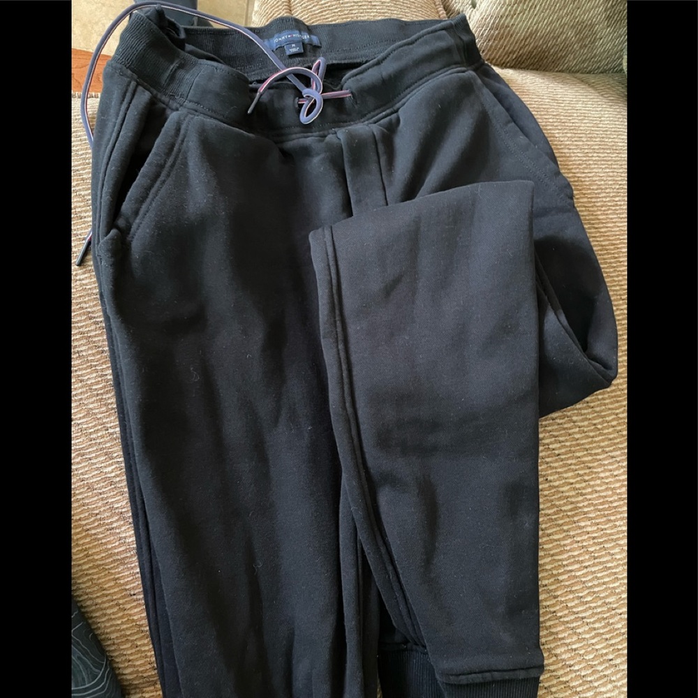 Tommy hilfiger joggers